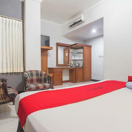 Reddoorz @ Cihampelas باندونج المظهر الخارجي الصورة