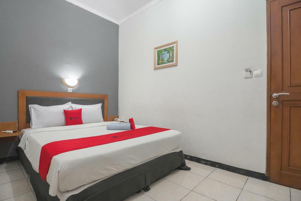 Reddoorz @ Cihampelas باندونج المظهر الخارجي الصورة