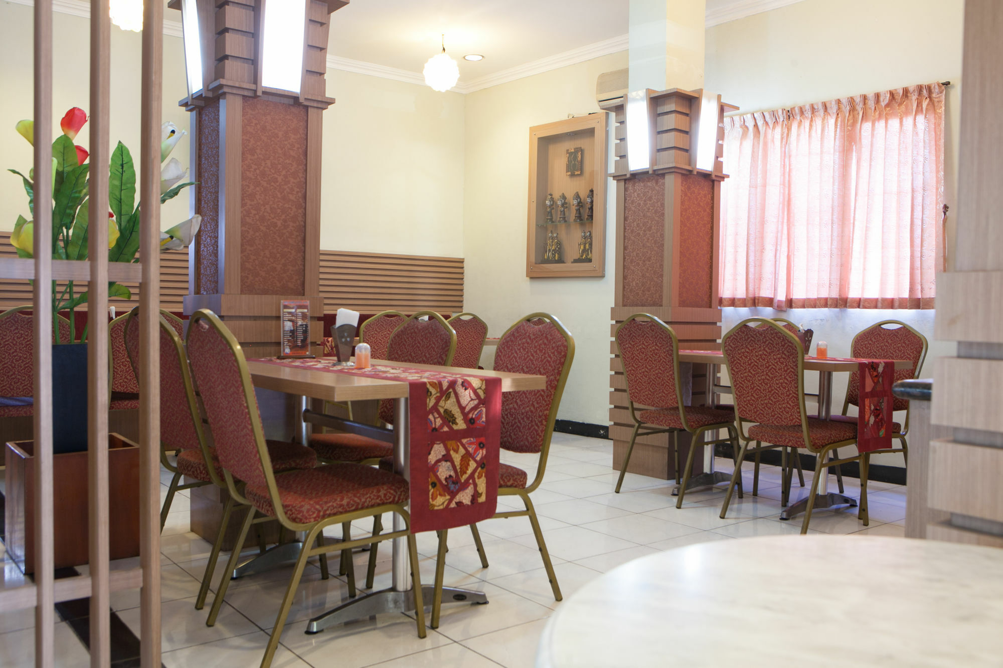 Reddoorz @ Cihampelas باندونج المظهر الخارجي الصورة